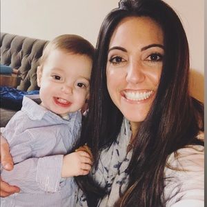 Meet your Posher, Dina